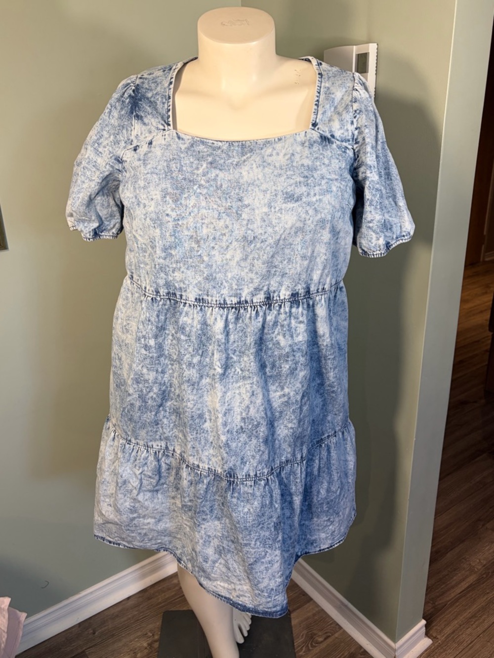 112. Reitmans Acid Wash Blue Short Sleeve Sundress